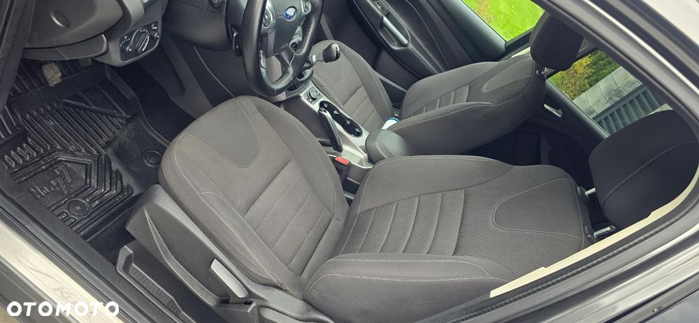 Ford Kuga 1.5 EcoBoost 2x4 Business Edition - 17