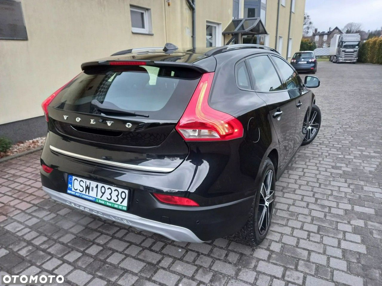 Volvo V40 Cross Country D2 Momentum - 6