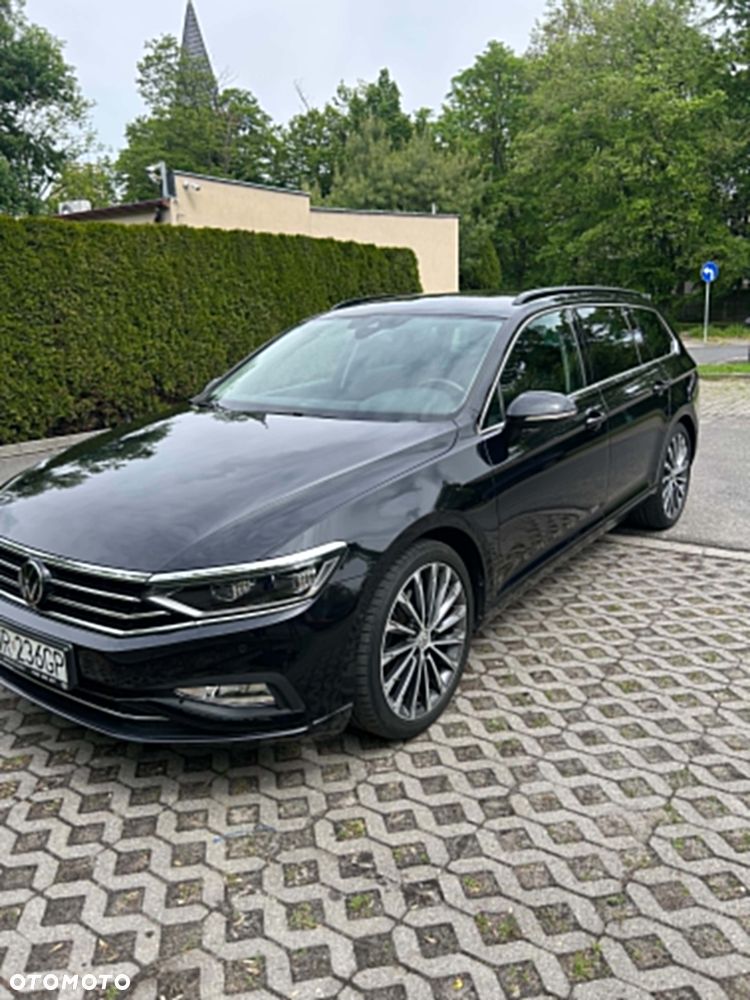 Volkswagen Passat 2.0 TDI SCR DSG Business - 1