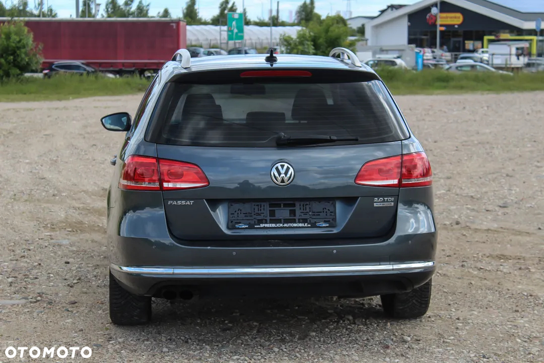 Volkswagen Passat Variant 2.0 TDI DSG BlueMotion Technology Comfortline - 9
