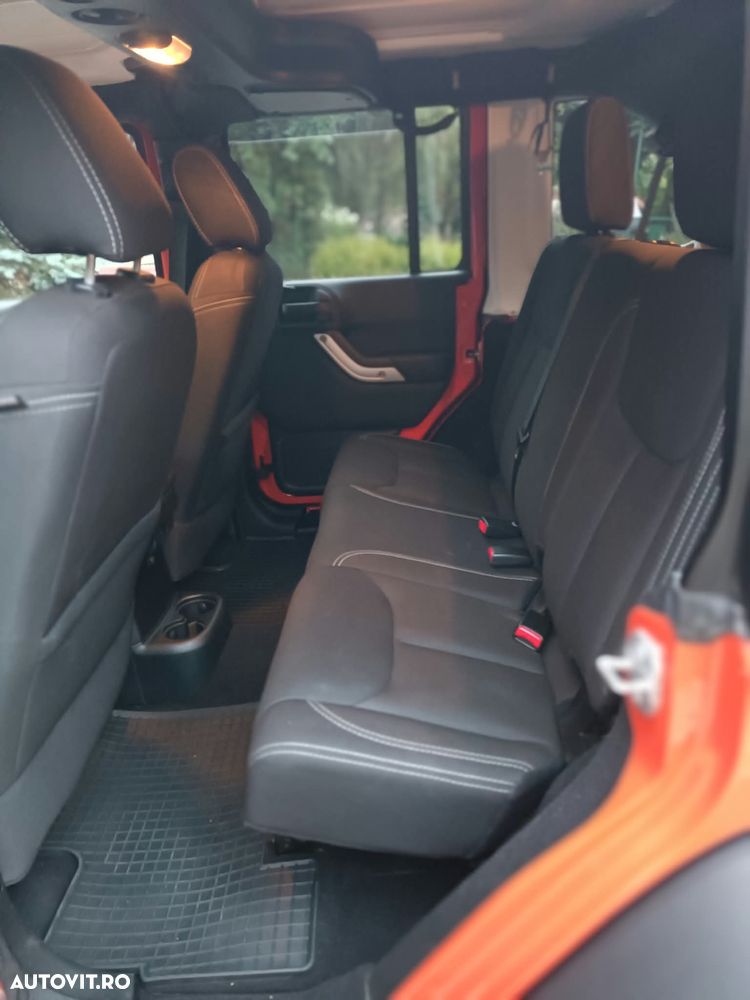 Jeep Wrangler - 16