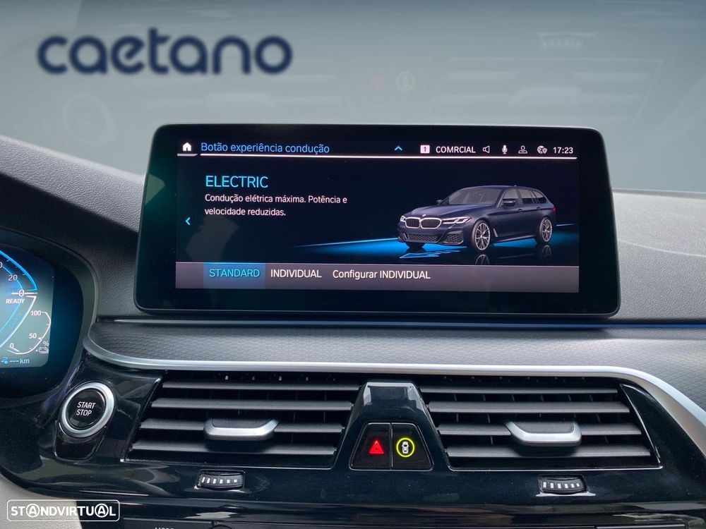 BMW 530 e Pack Desportivo M - 11