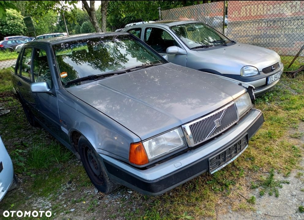 Części Volvo 460 sedan benzyna