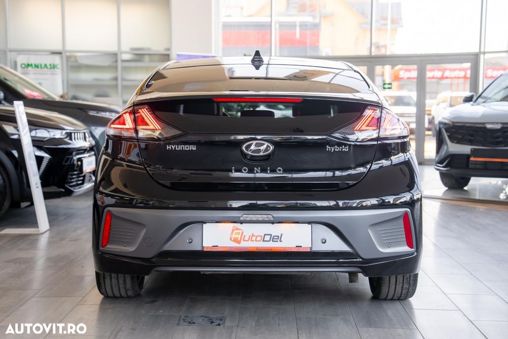 Hyundai IONIQ 1.6 GDI Premium - 5