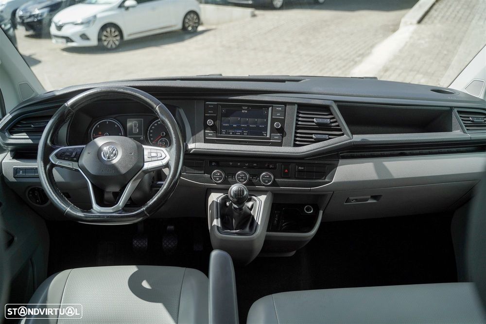 VW Caravelle 2.0 TDi BM Longa Comfortline - 17