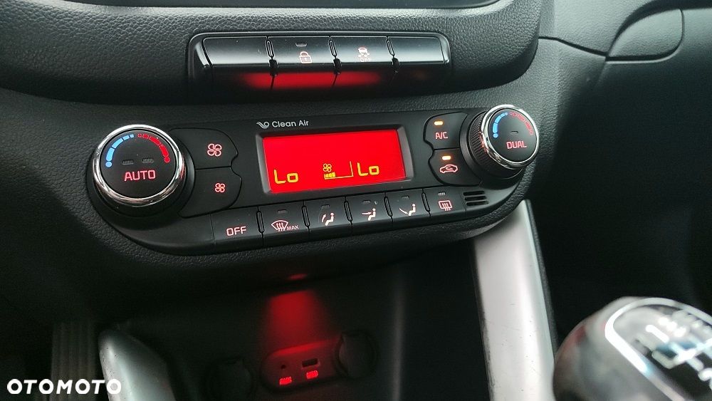 Kia Ceed 1.6 CRDi L - 38