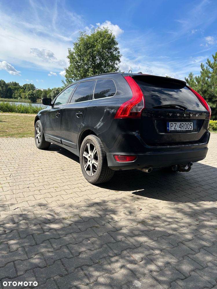 Volvo XC 60 DRIVe Kinetic - 4