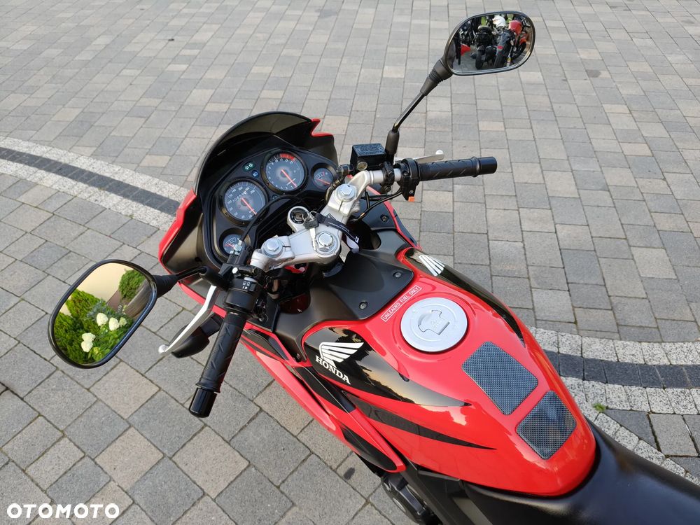 Honda CBR - 13