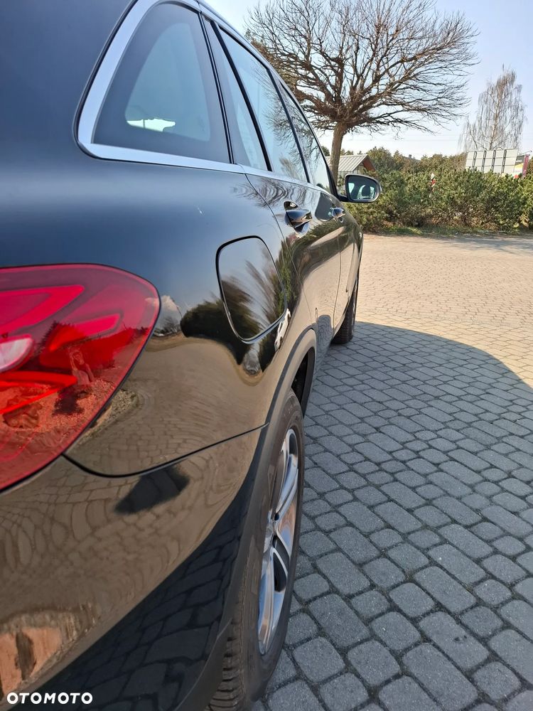 Mercedes-Benz GLC - 9