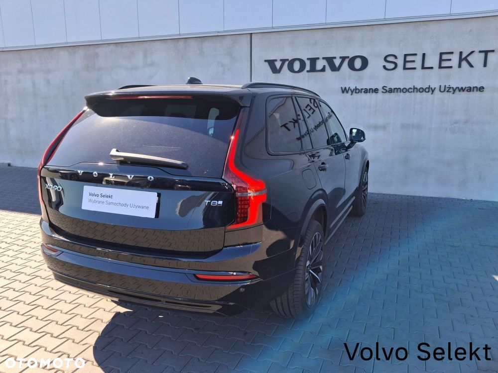 Volvo XC 90 - 9