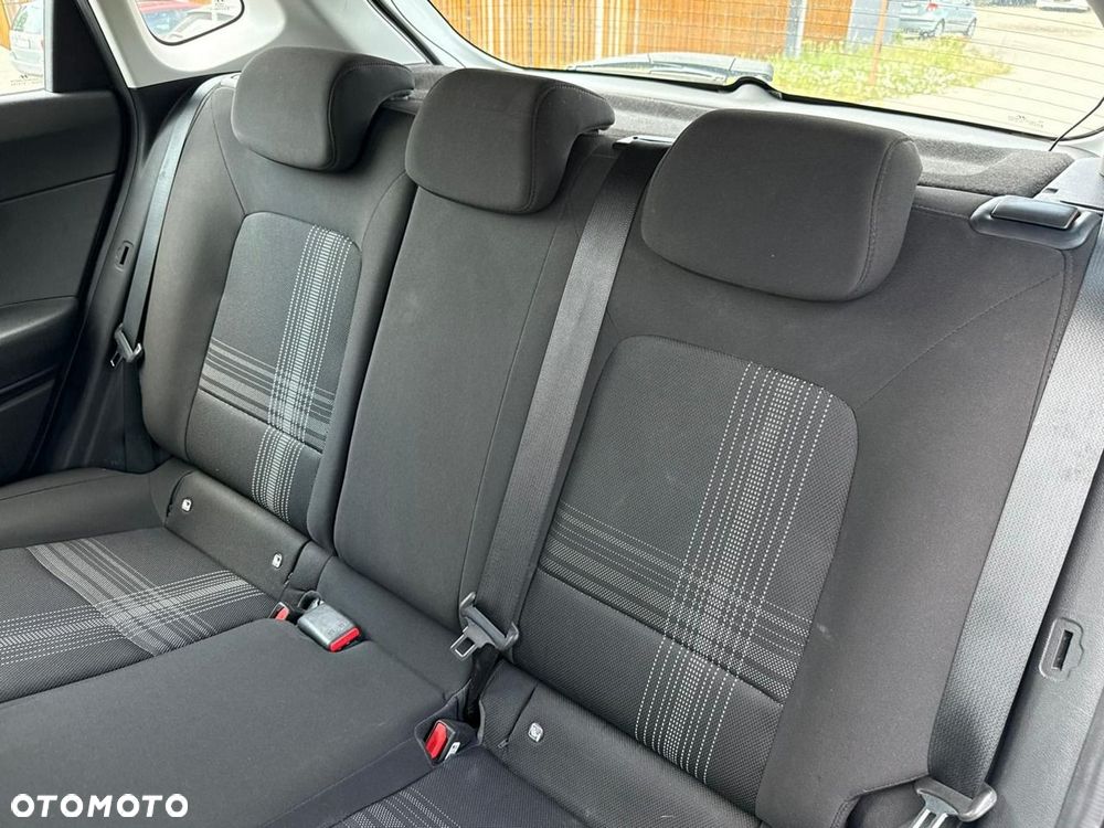 Hyundai i20 1.2 Comfort - 21