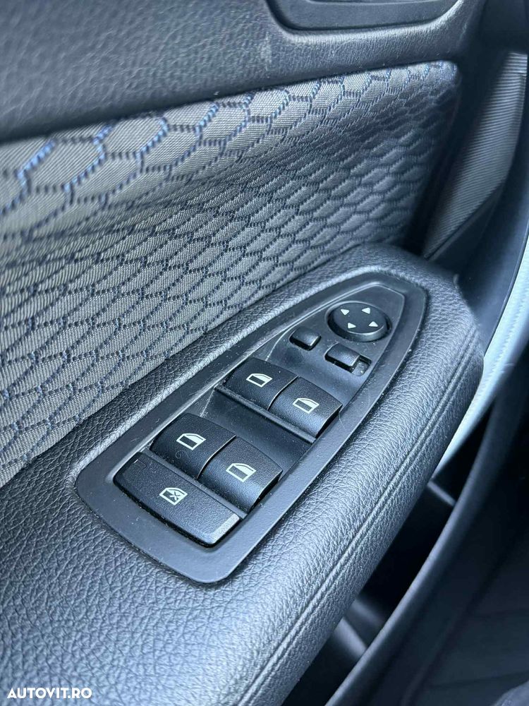 BMW Seria 1 116d Sport Line - 12