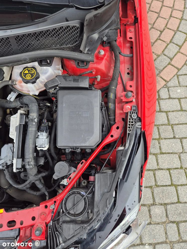 Opel Astra 1.4 T Elite S&S - 19