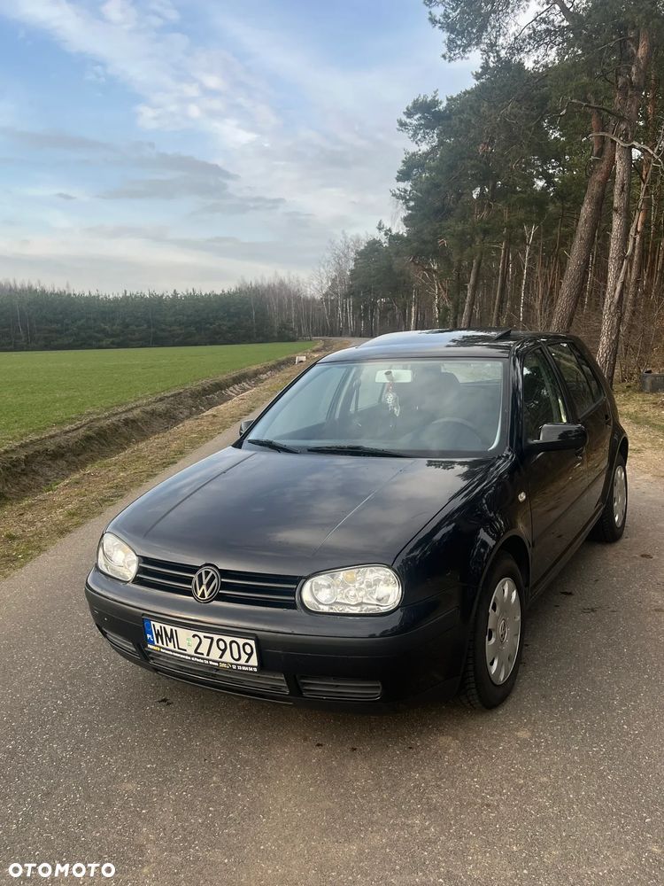 Volkswagen Golf 1.6 Comfortline - 6