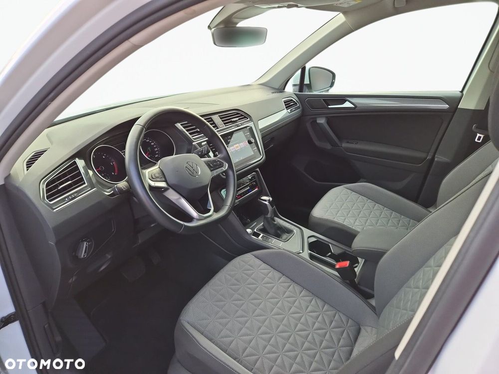 Volkswagen Tiguan 2.0 TDI SCR Life DSG - 9
