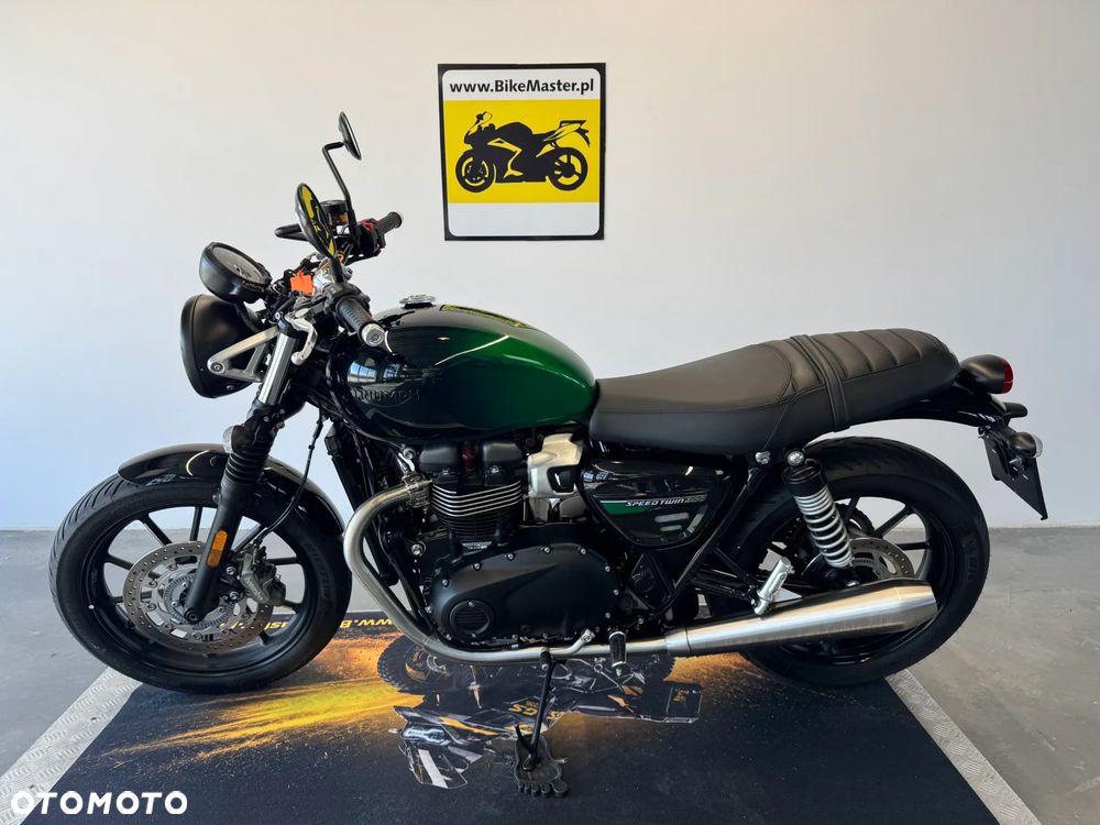 Triumph Speed Twin - 2