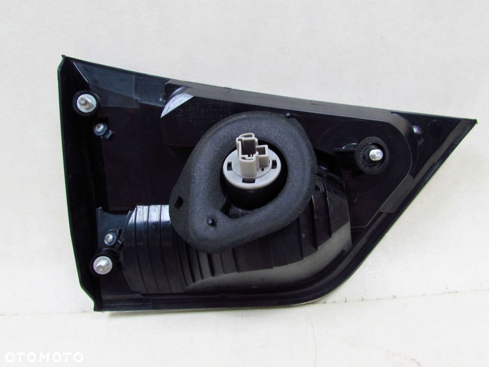 MITSUBISHI OUTLANDER II LIFT 06-12 LAMPA TYL PRAWA LED W KLAPE 1146-356R - 5