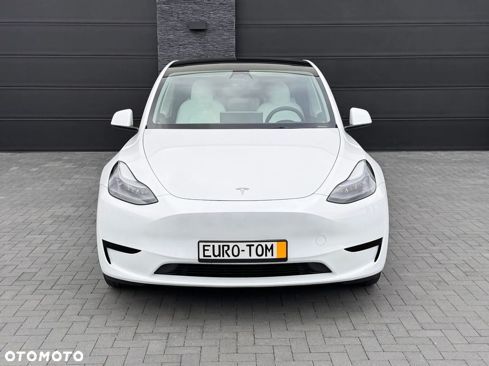 Tesla Model Y Standard - 11