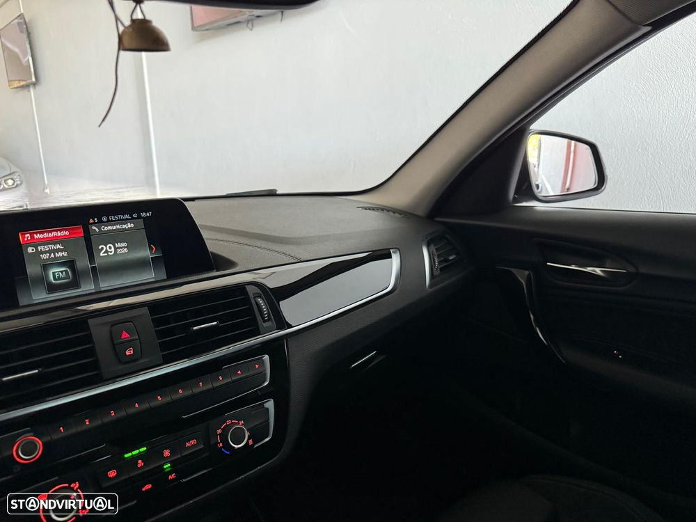BMW 116 d Pack M - 18