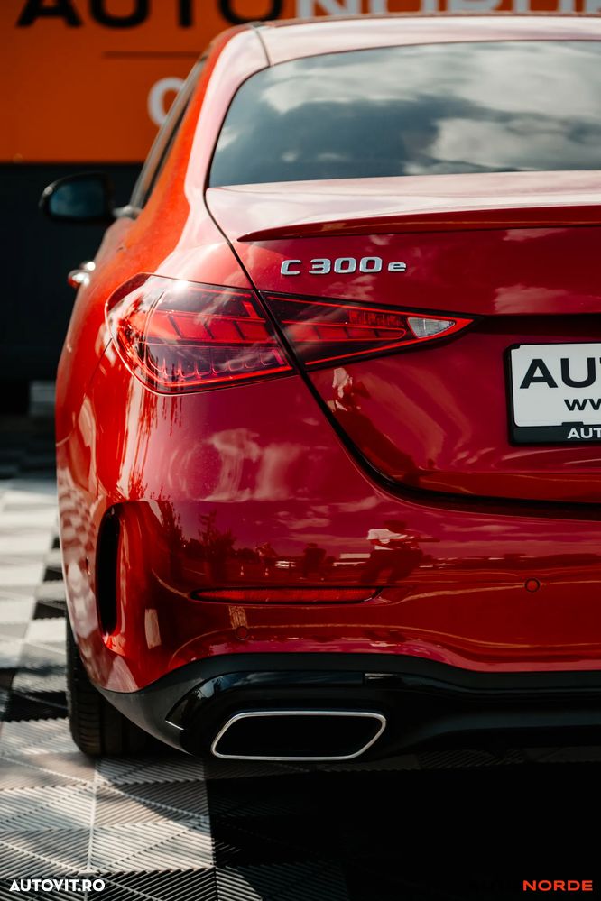 Mercedes-Benz C 300 e 9G-TRONIC AMG Line - 14