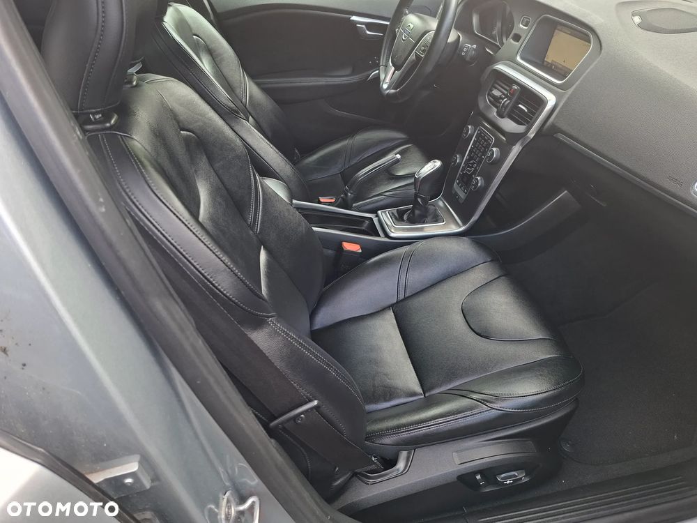 Volvo V40 D2 R-Design Summum - 15
