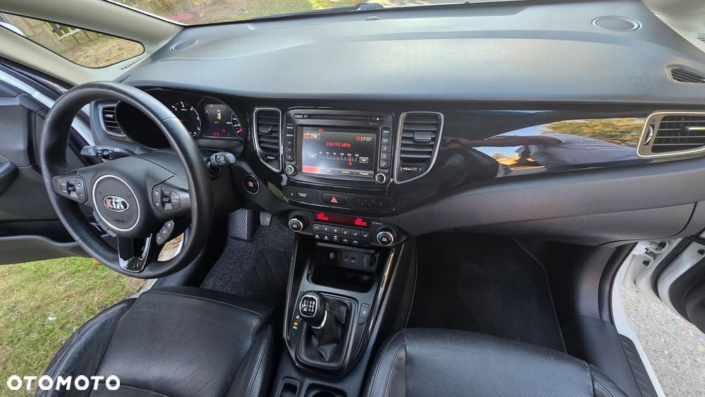 Kia Carens 1.7 CRDi Spirit - 36
