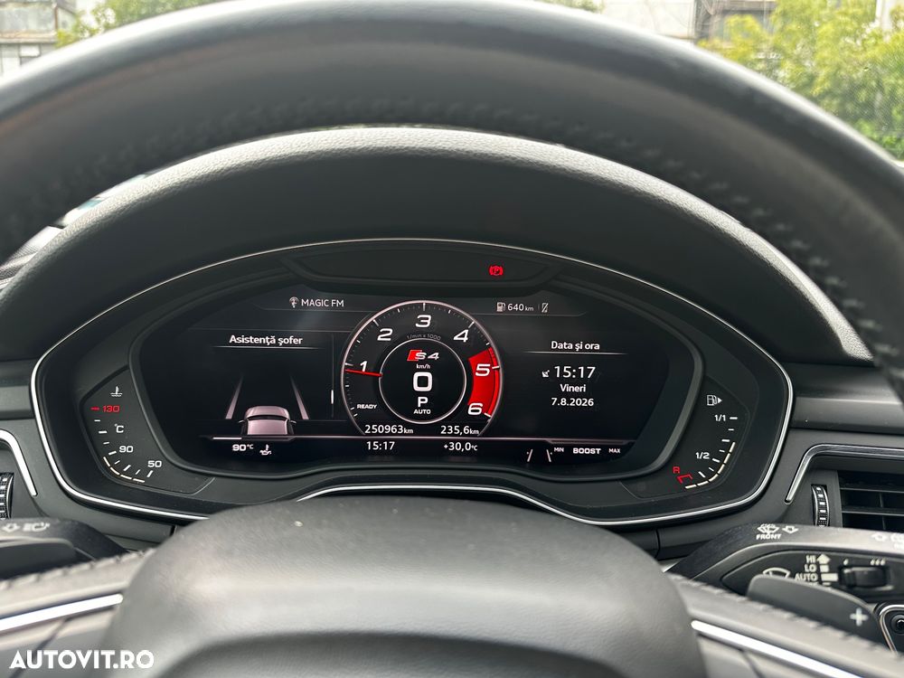 Audi A4 Avant 2.0 TDI S tronic design - 17
