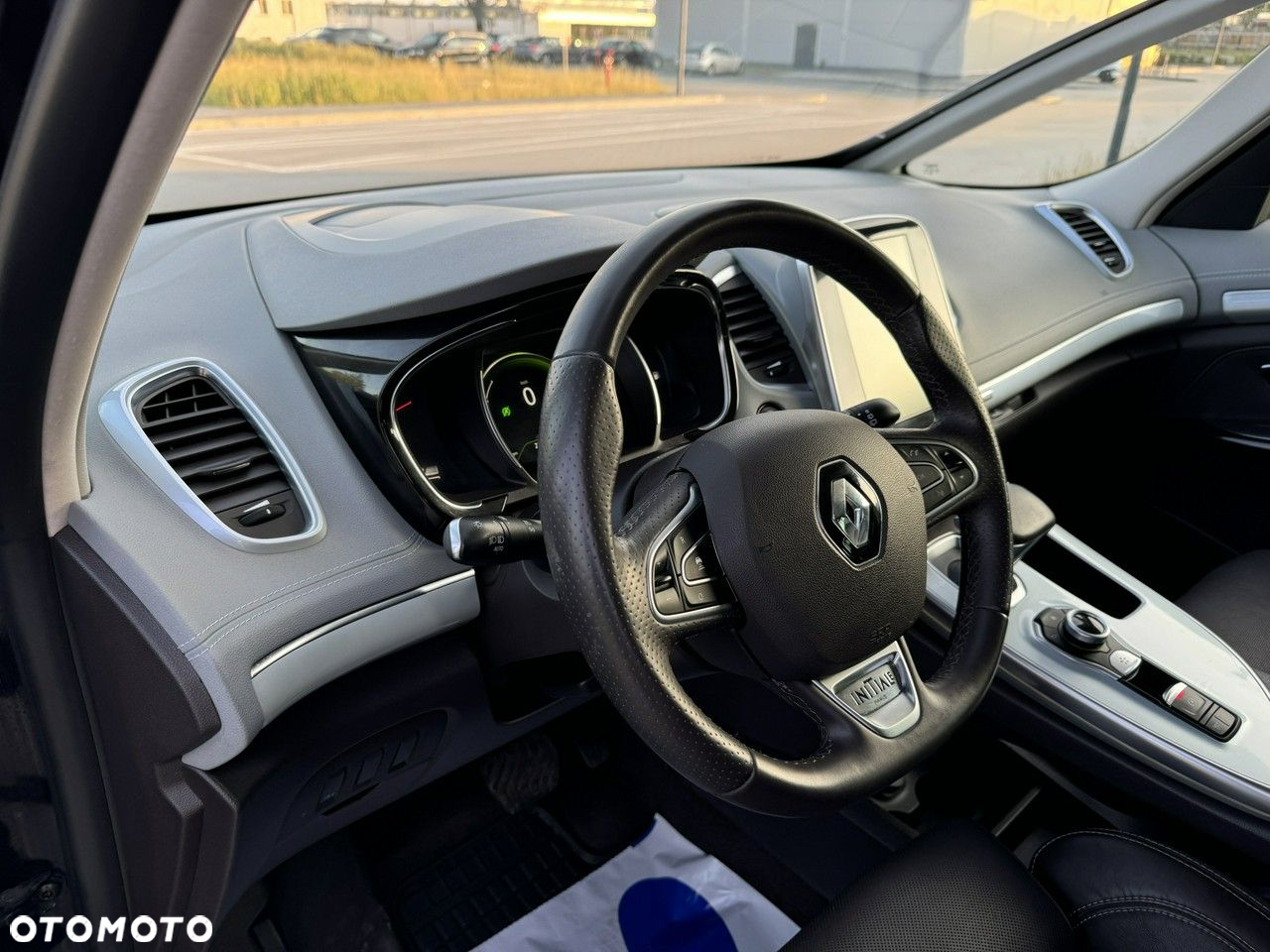 Renault Espace 1.6 TCE Initiale Paris EDC 7os - 14