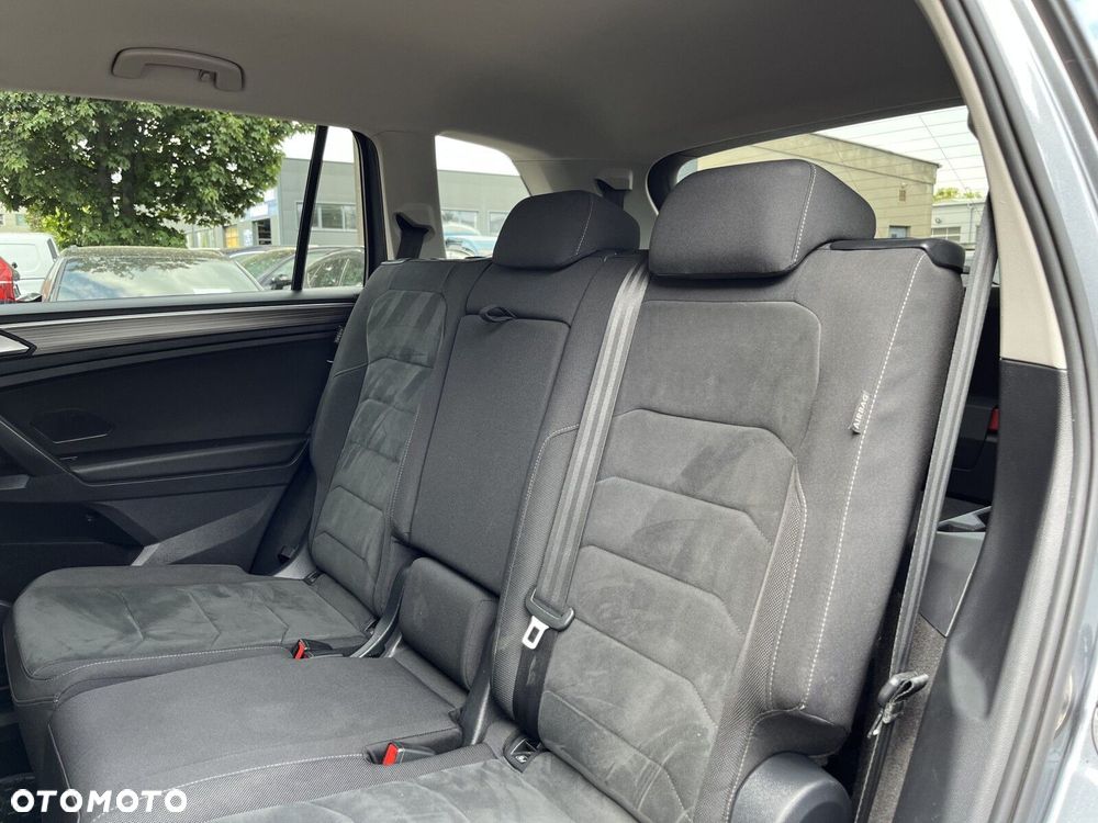 Volkswagen Tiguan - 38