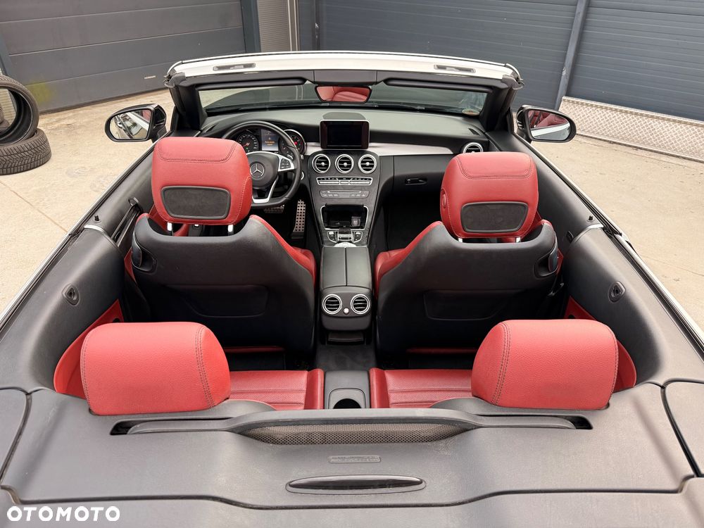 Mercedes-Benz Klasa C 200 9G-TRONIC AMG Line - 19