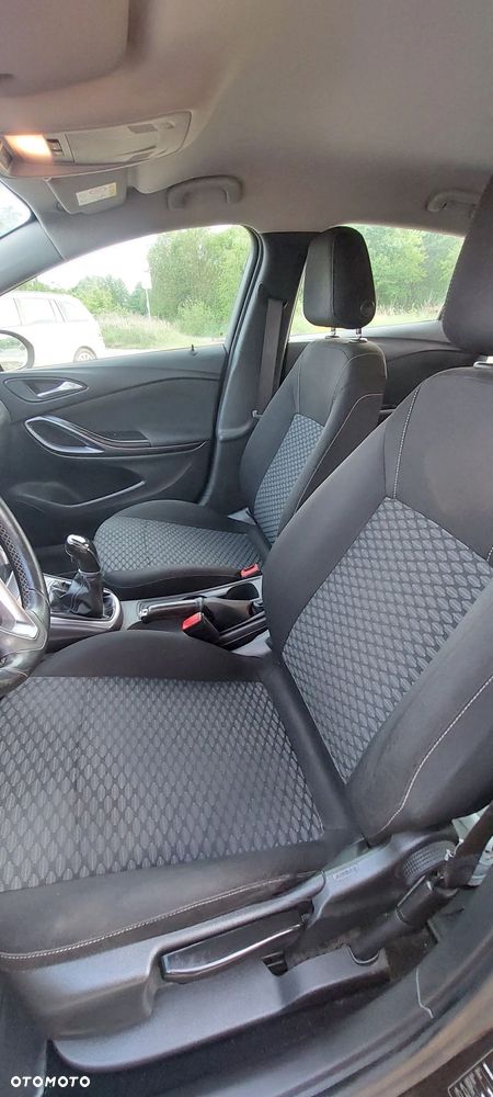 Opel Astra 1.4 T Enjoy - 7
