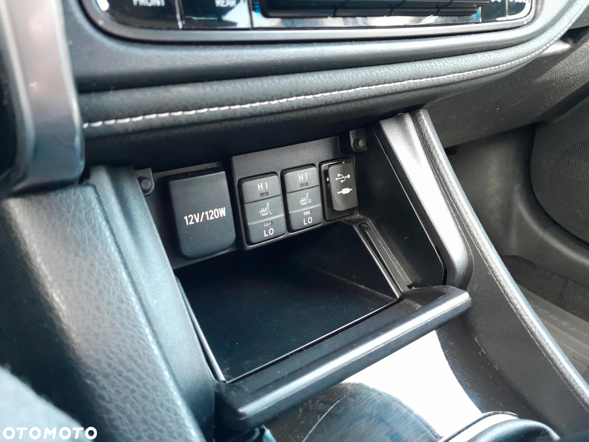 Toyota Corolla 1.6 Premium - 28