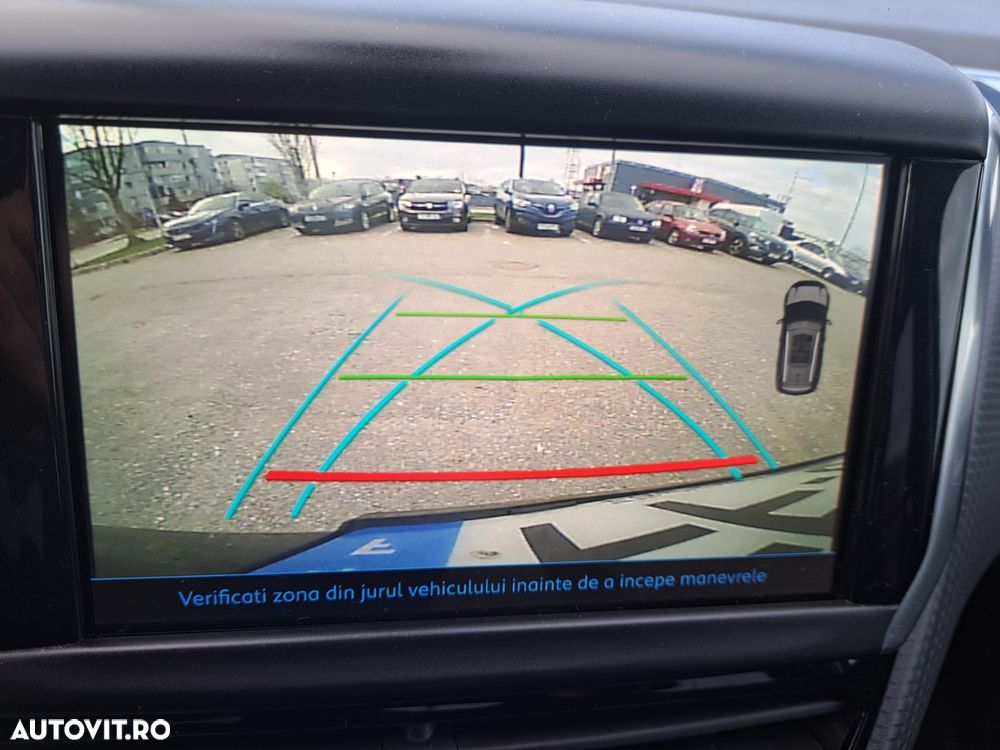 Peugeot 2008 1.2 PureTech Turbo S&S GT-Line - 7