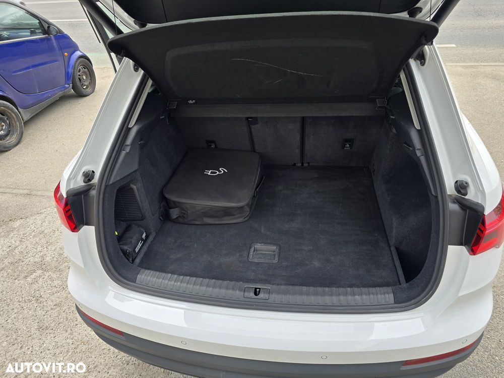 Audi Q3 45 TFSIe S tronic - 24