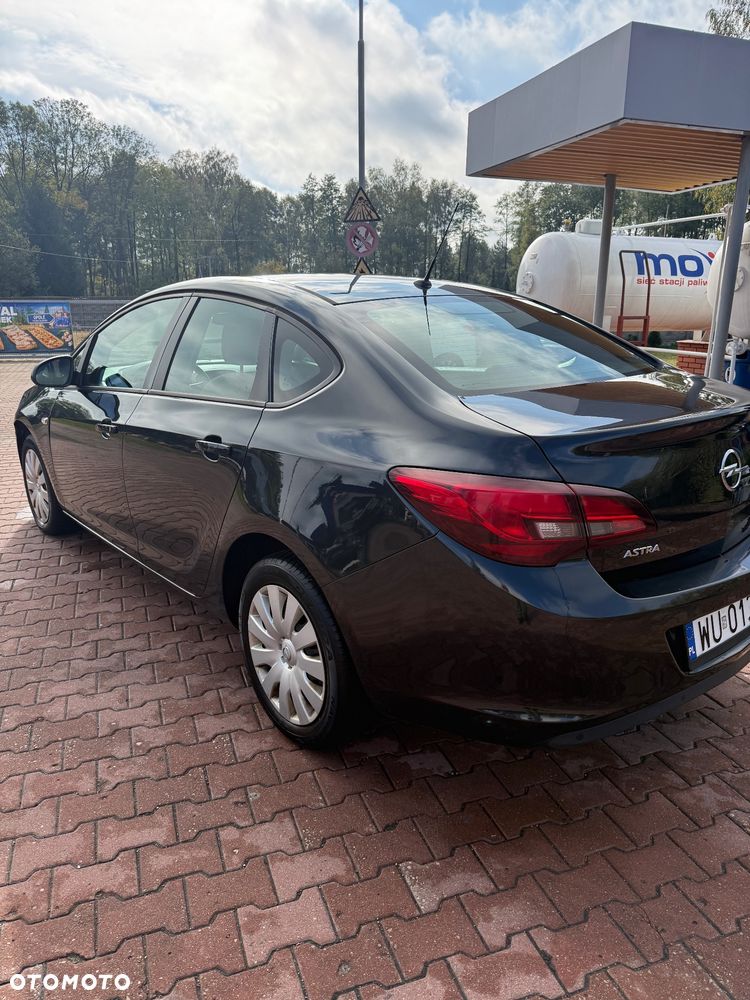 Opel Astra 2016 photo 4