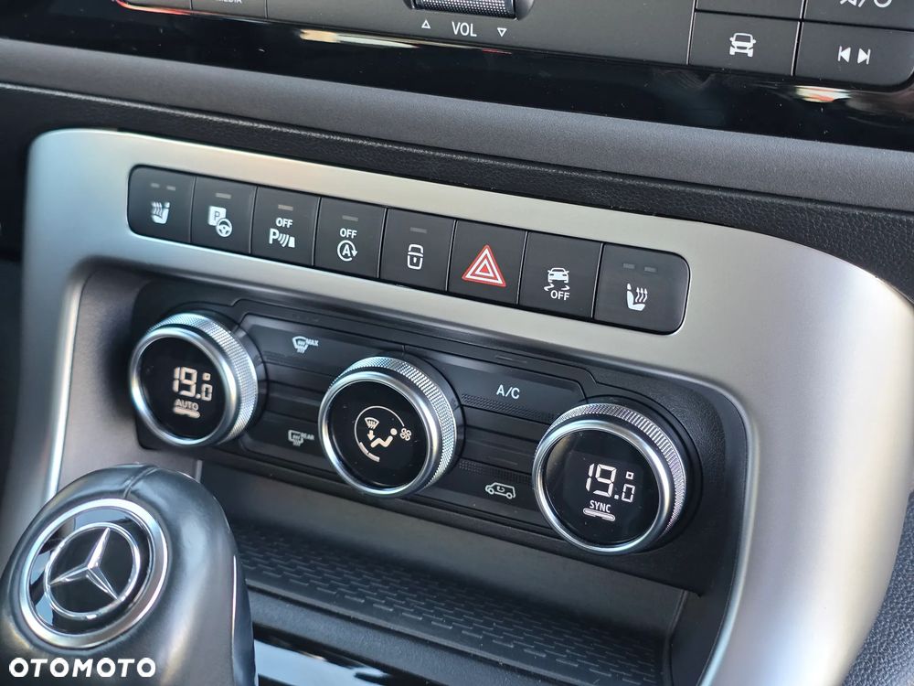 Mercedes-Benz Klasa T 180 d Progressive - 19