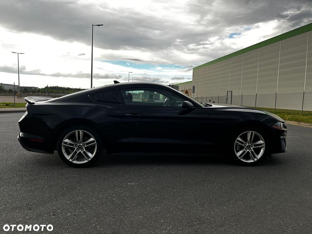 Ford Mustang - 13