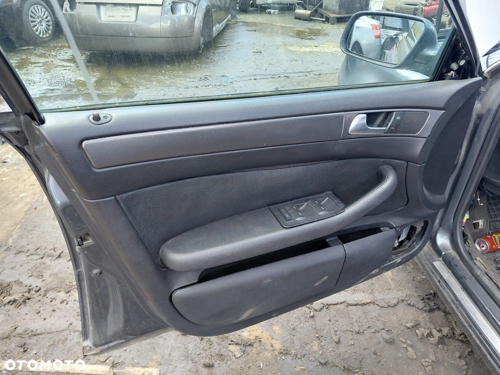 Dawca Części Audi A6 C5 Avant Quattro Lift 3.0 ASN EVV FLV LX7Z - 9