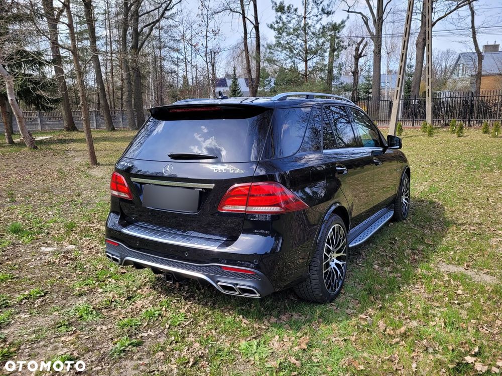 Mercedes-Benz GLE - 15