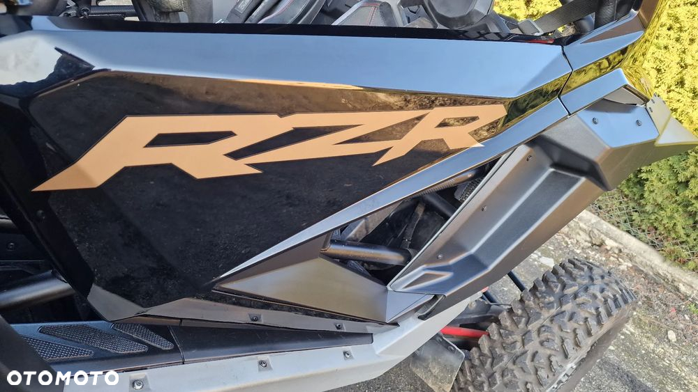 Polaris RZR - 9
