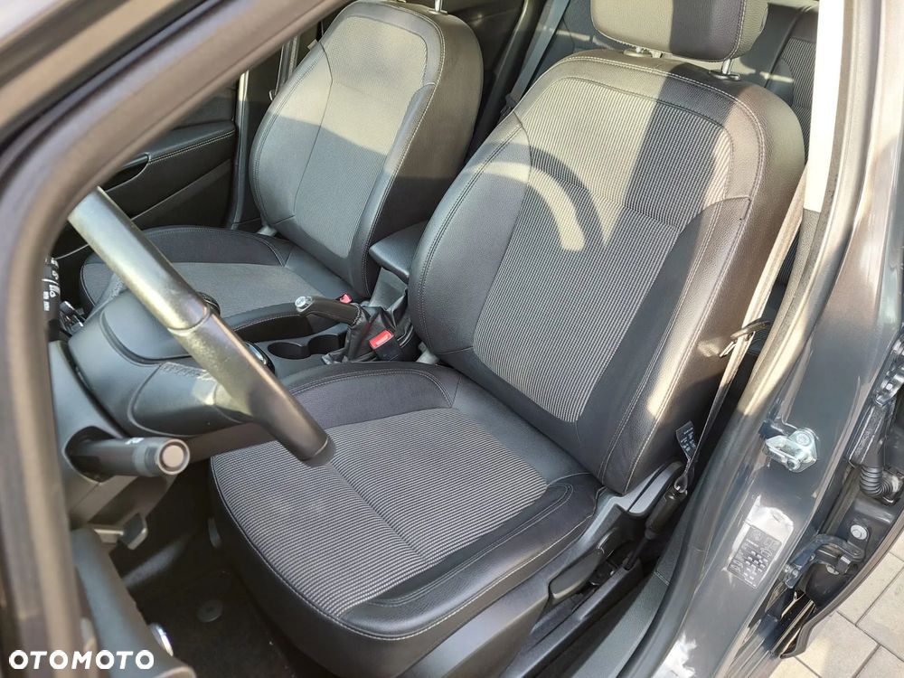 Opel Astra 1.4 Turbo Exklusiv - 9