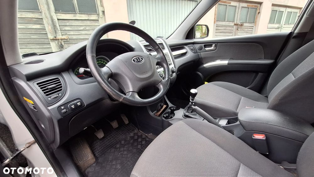 Kia Sportage 2.0 d Tour - 9