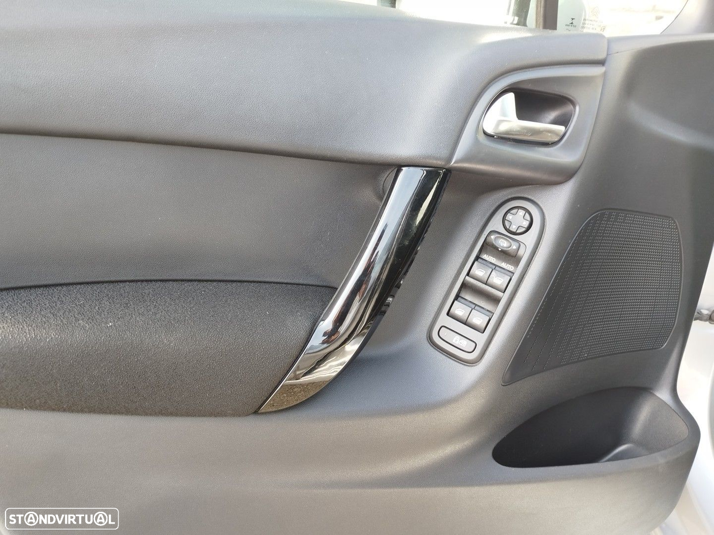 Citroën C3 1.2 VTi Exclusive - 4