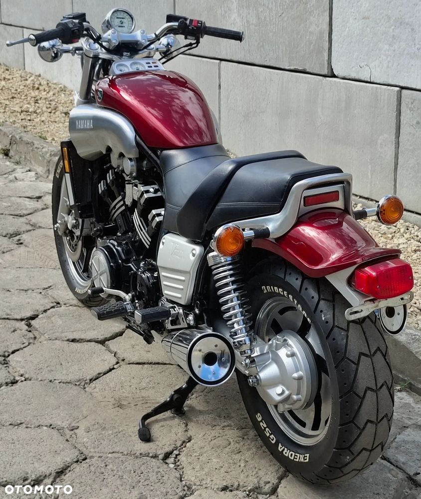 Yamaha V-MAX - 18