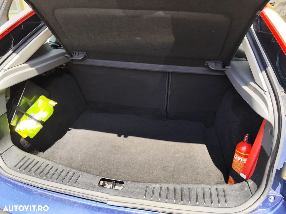 Ford Focus - 6