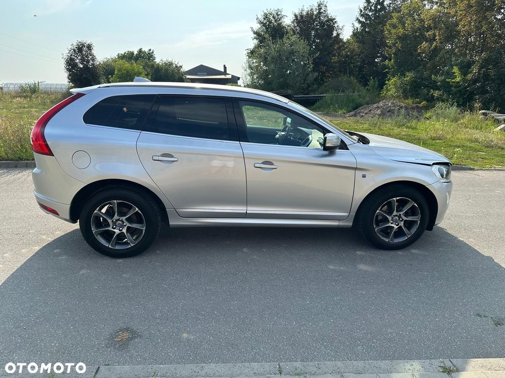 Volvo XC 60 D4 Drive-E Ocean Race - 4