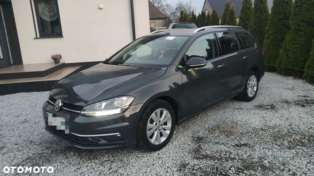 Volkswagen Golf Variant - 1