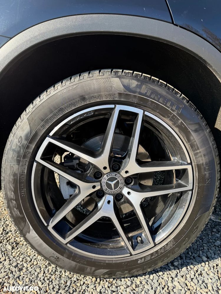 Mercedes-Benz GLC 350 e 4Matic 7G-TRONIC AMG Line - 26