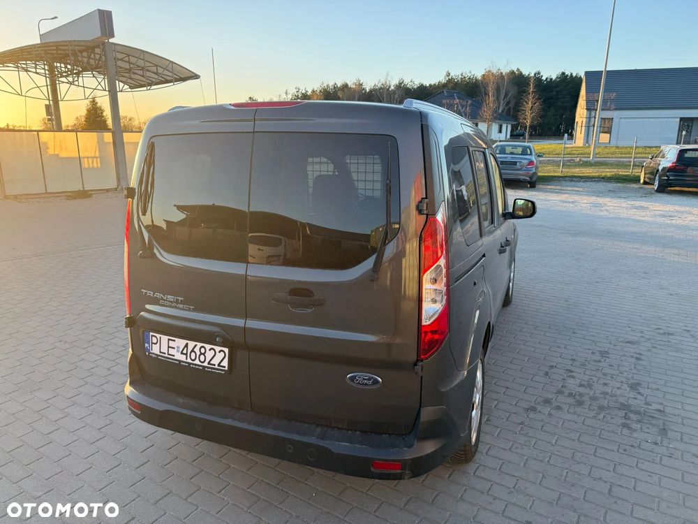Ford Transit Connect - 7