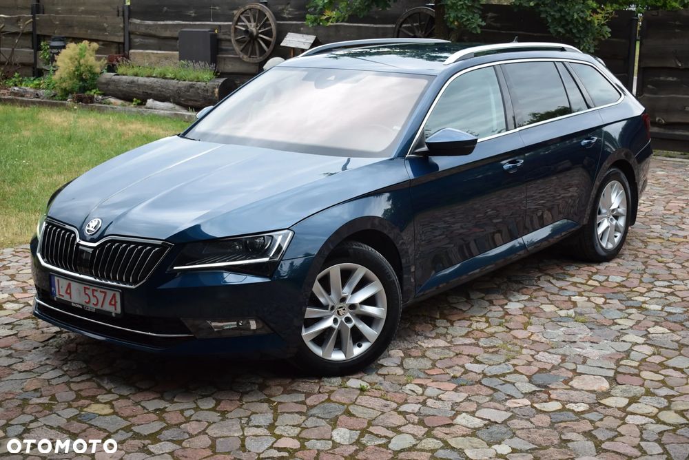 Skoda Superb 2.0 TDI 4x4 DSG Premium Edition - 1